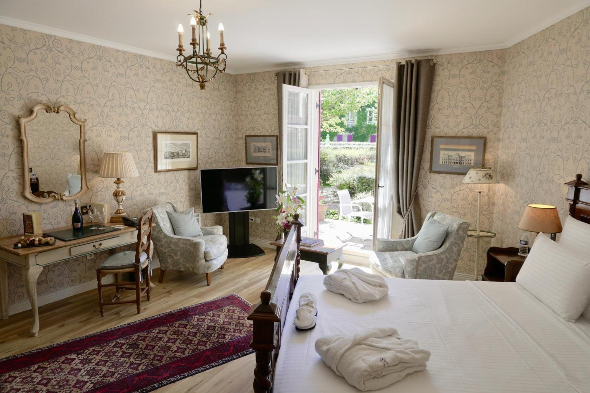 Le Manoir De Gressy Hotel Exterior foto